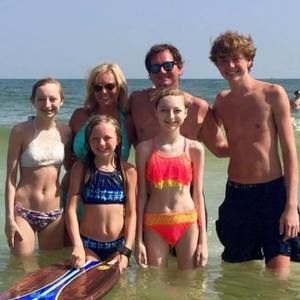 Meet your Posher, Leigh